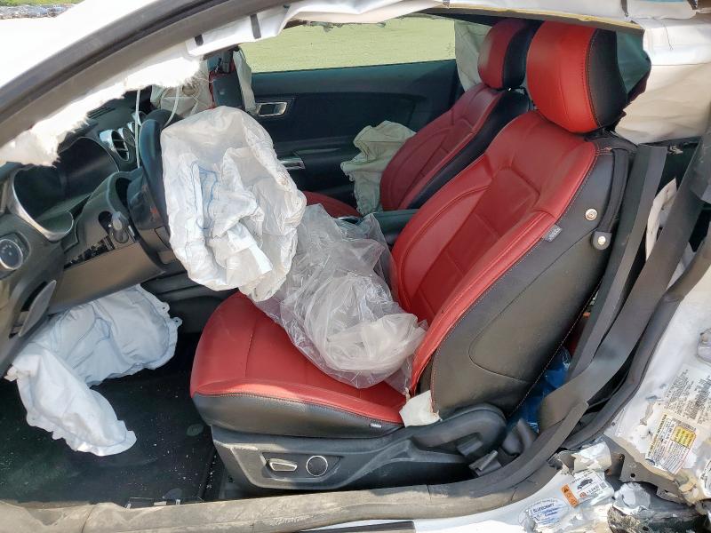  FORD MUSTANG 2019 Белый