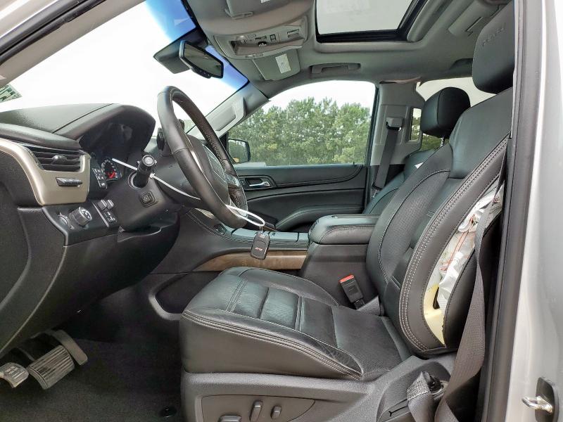  GMC YUKON 2018 Серебристый