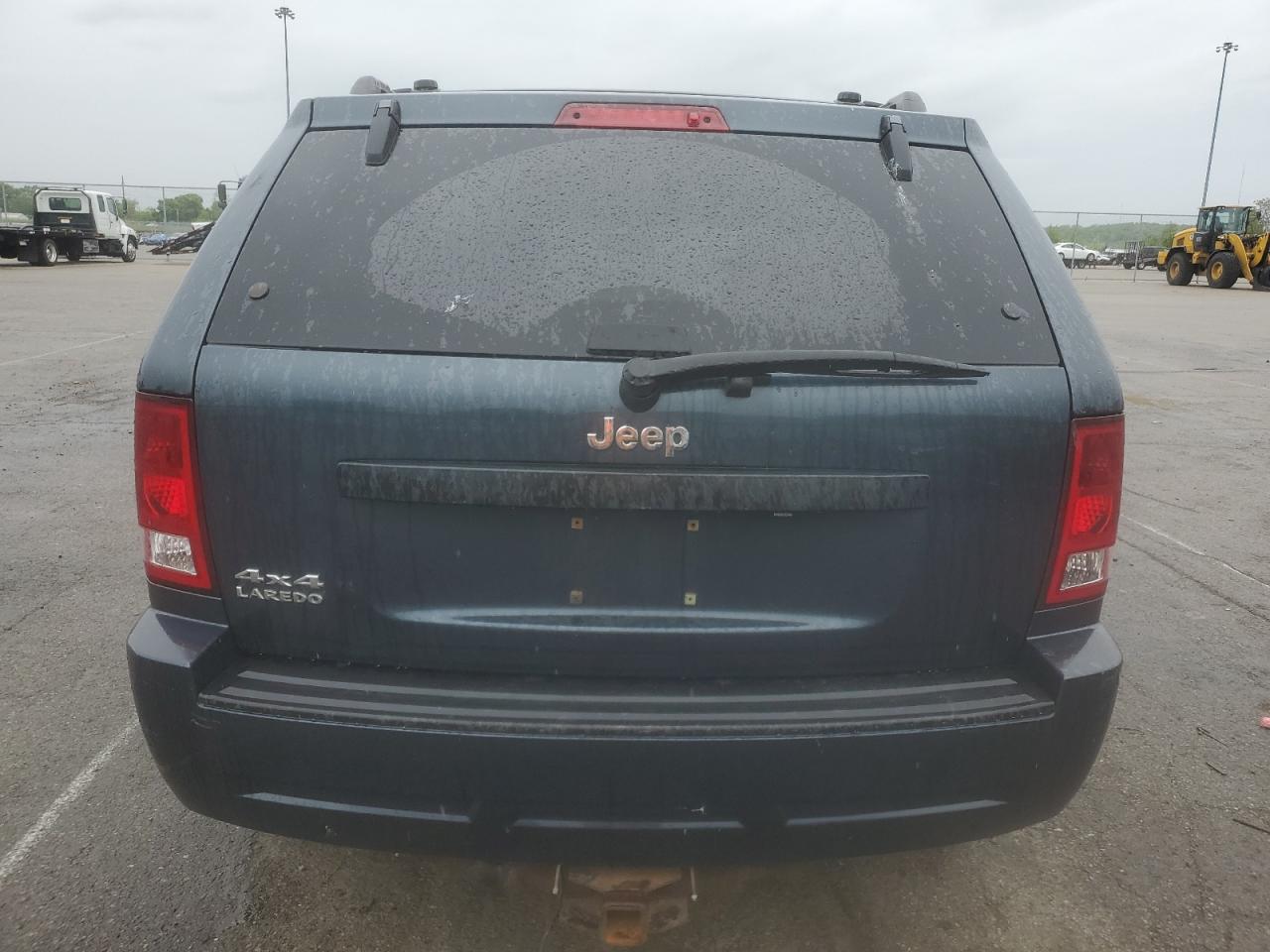 2008 Jeep Grand Cherokee Laredo VIN: 1J8GR48K58C137925 Lot: 56741385