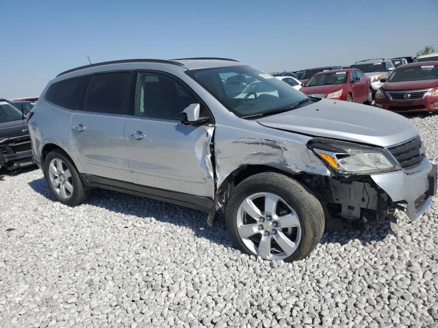  CHEVROLET TRAVERSE 2017 Сріблястий