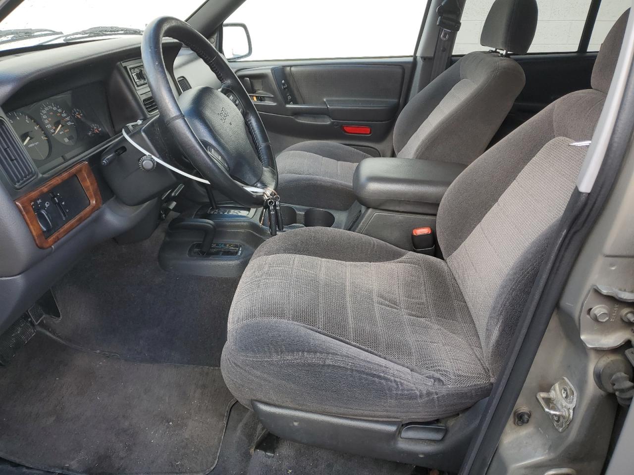 1996 Jeep Grand Cherokee Laredo VIN: 1J4GZ58S3TC245928 Lot: 57313735
