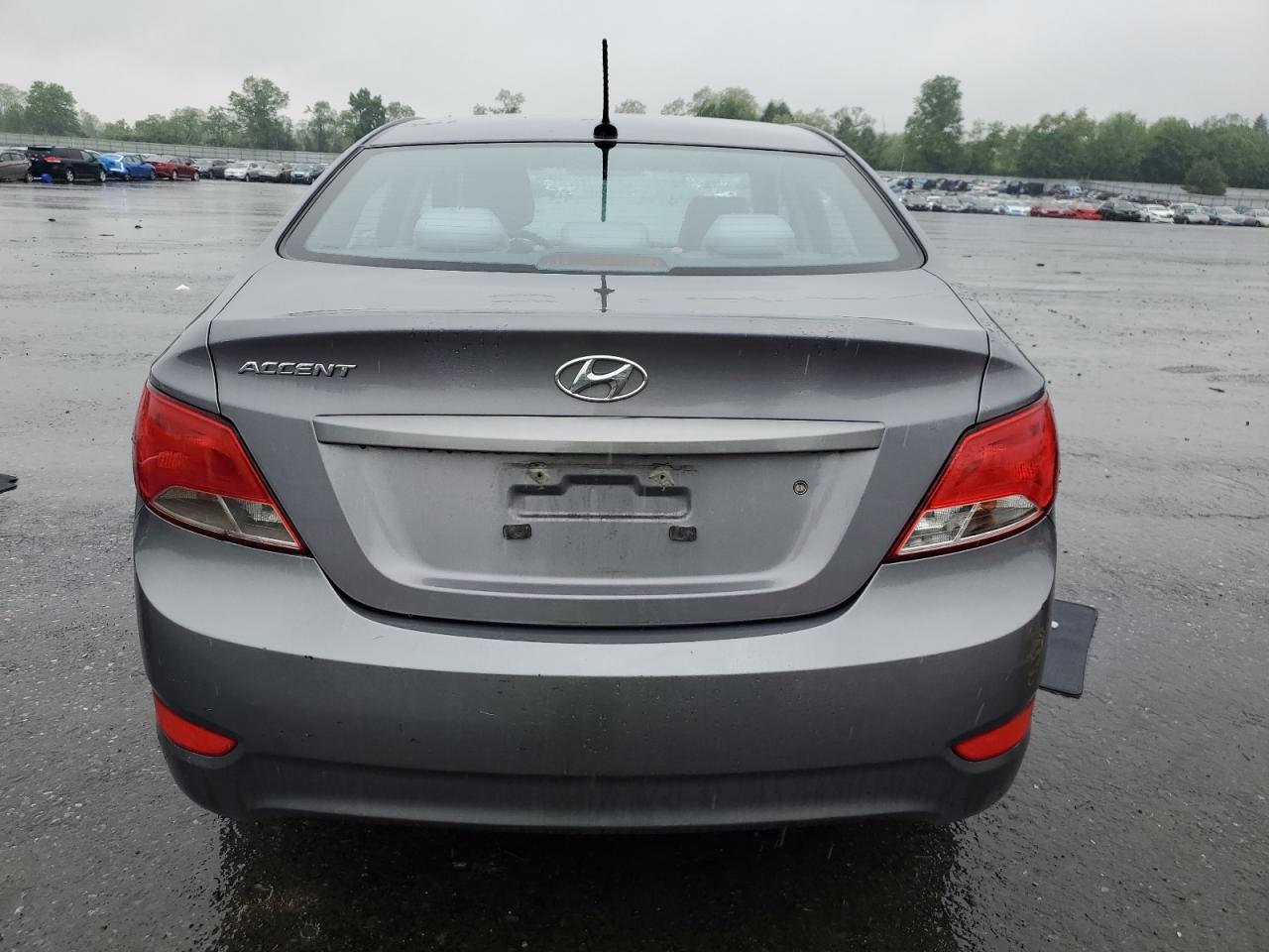 2015 Hyundai Accent Gls VIN: KMHCT4AE1FU826861 Lot: 56689285