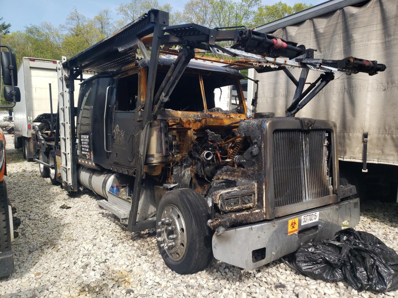2015 Western Star 4900 Car Carrier Truck for Sale in West Warren, MA - Burn - Engine