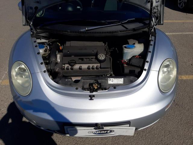 2010 VOLKSWAGEN BEETLE LUN