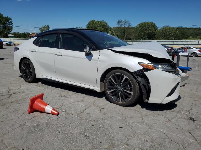  TOYOTA CAMRY 2019 Білий