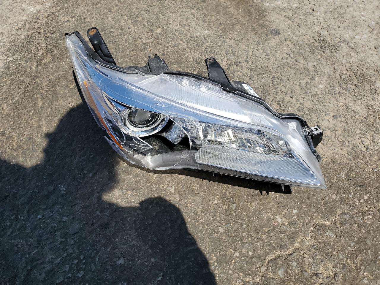 2016 Toyota Camry Le VIN: 4T1BF1FK9GU545781 Lot: 57228375