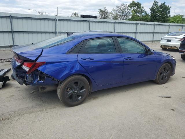  HYUNDAI ELANTRA 2022 Синий