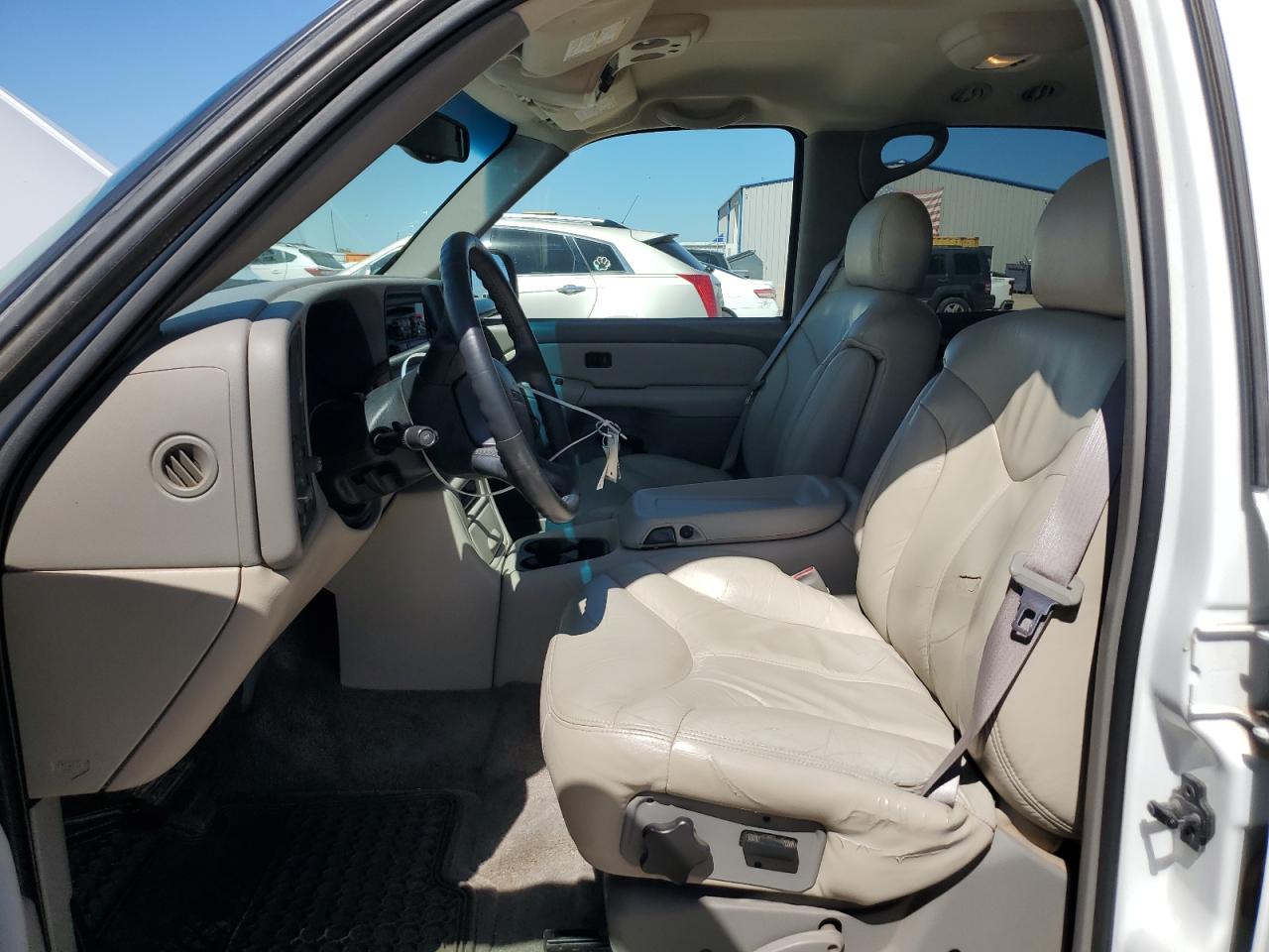 2001 GMC Yukon VIN: 1GKEC13T81J152049 Lot: 56494675