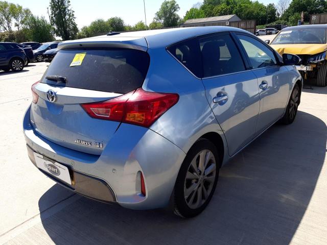 2014 TOYOTA AURIS EXCE