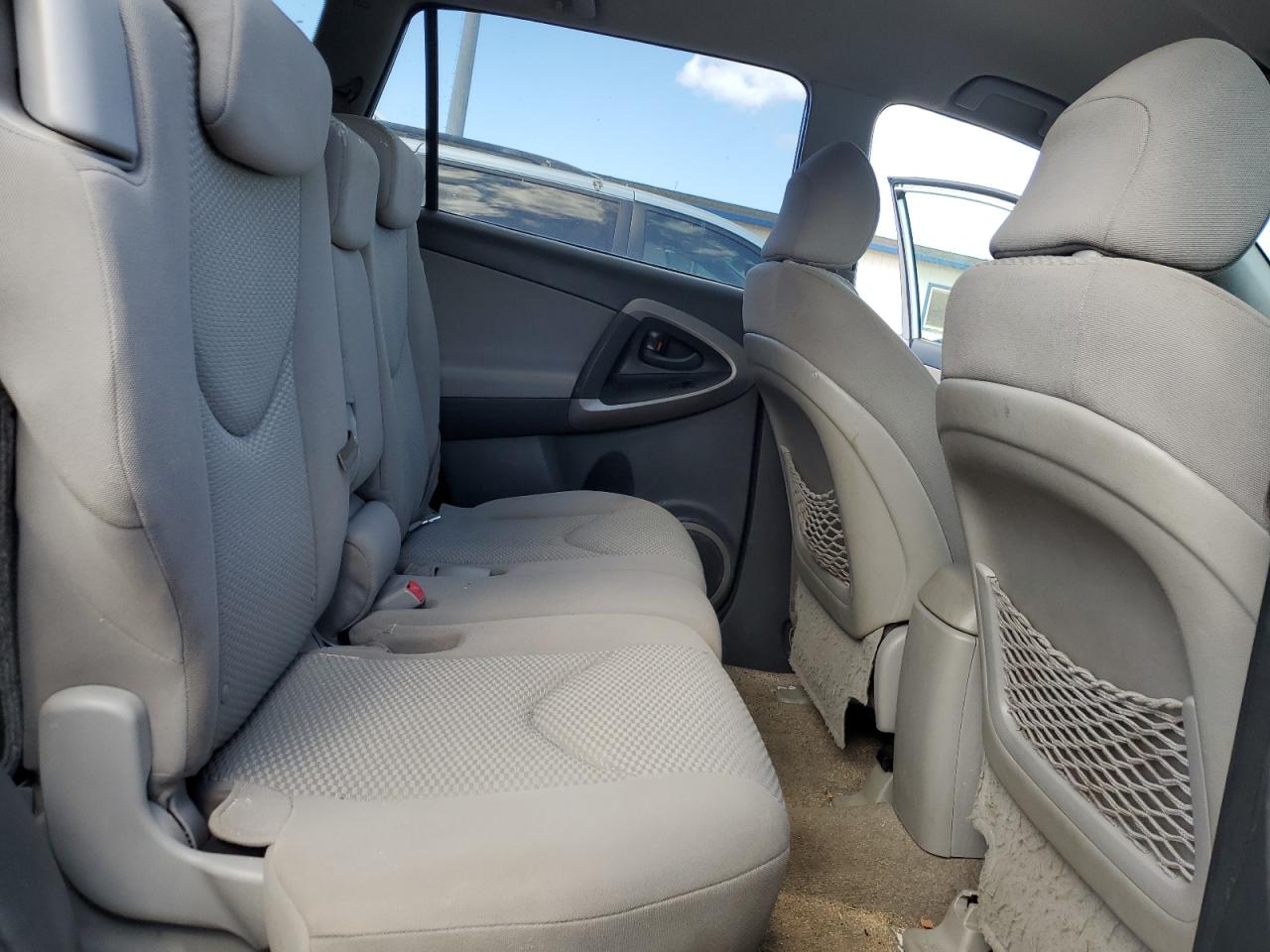 2007 Toyota Rav4 Limited VIN: JTMBD31V075067431 Lot: 56770595