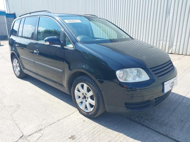 2004 VOLKSWAGEN TOURAN S T