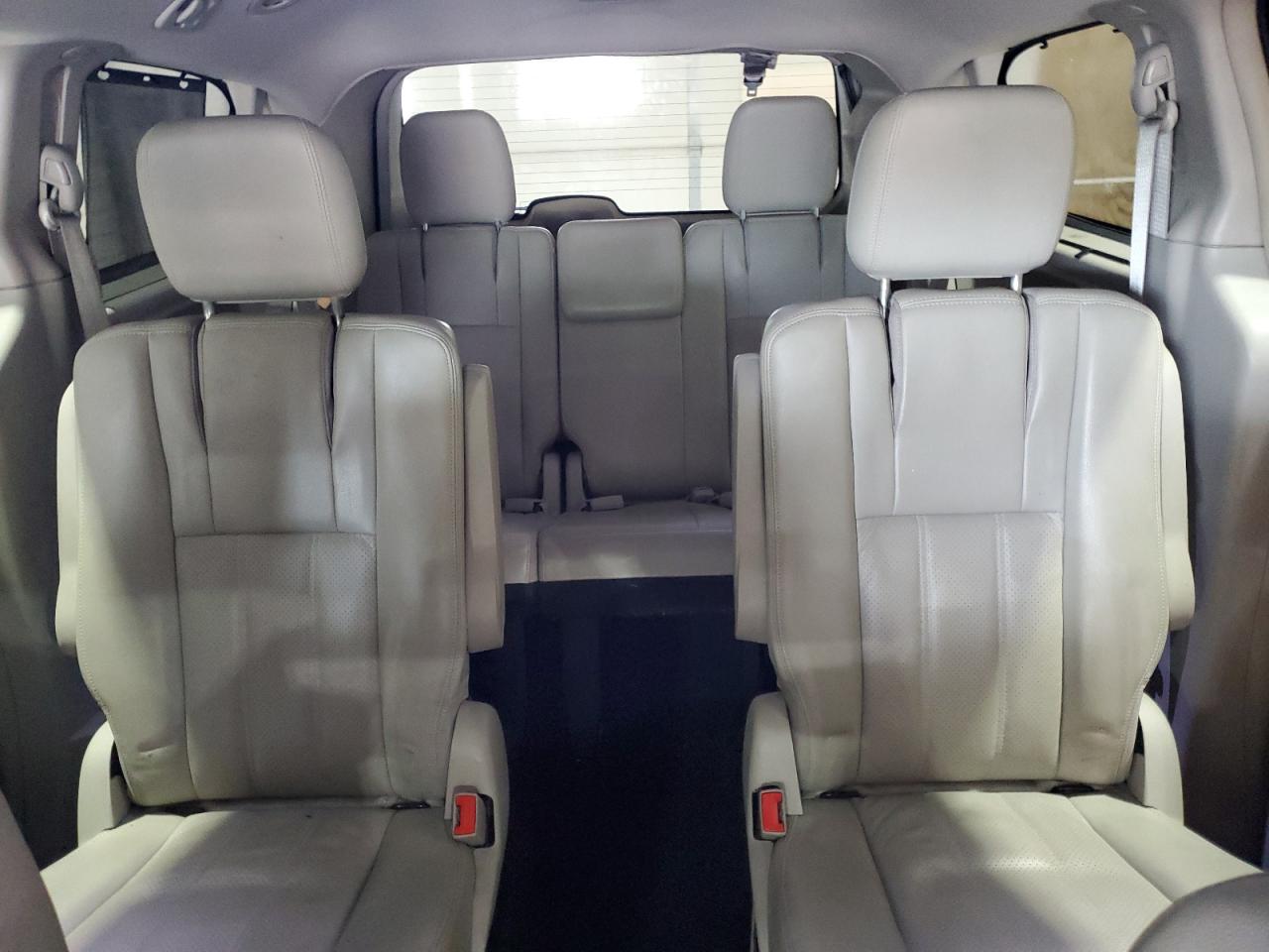 2011 Chrysler Town & Country Touring L VIN: 2A4RR8DG3BR676027 Lot: 58503505