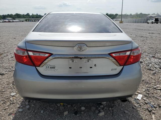 Седани TOYOTA CAMRY 2017 Сріблястий