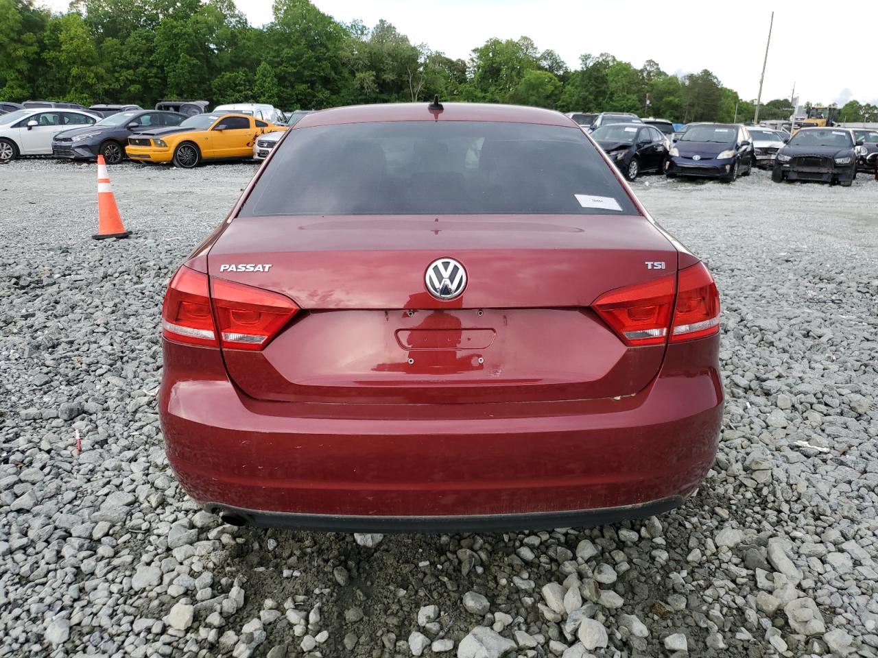 2015 Volkswagen Passat S VIN: 1VWAT7A39FC033984 Lot: 57072865