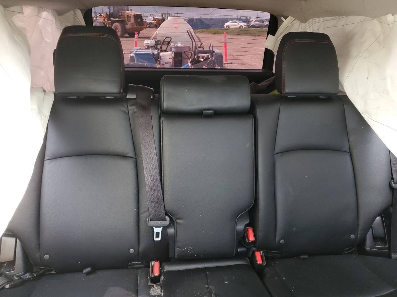 2019 Toyota 4Runner Sr5/Sr5 Premium VIN: JTEBU5JR2K5632815 Lot: 58356865