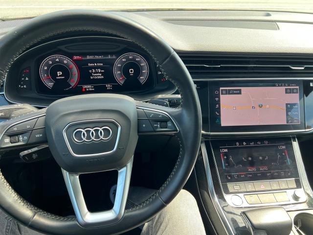  AUDI Q8 2019 Granatowy