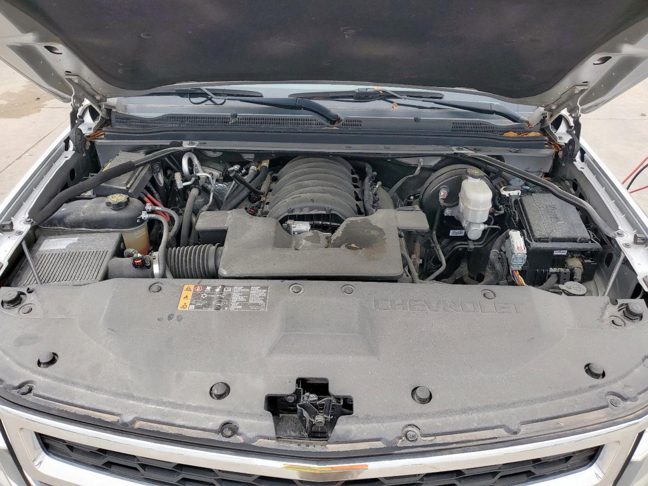 2018 Chevrolet Suburban C1500 Lt VIN: 1GNSCHKC3JR389677 Lot: 54857665