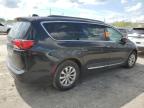 2017 Chrysler Pacifica Touring L   na sprzedaż w Indianapolis, IN - Side