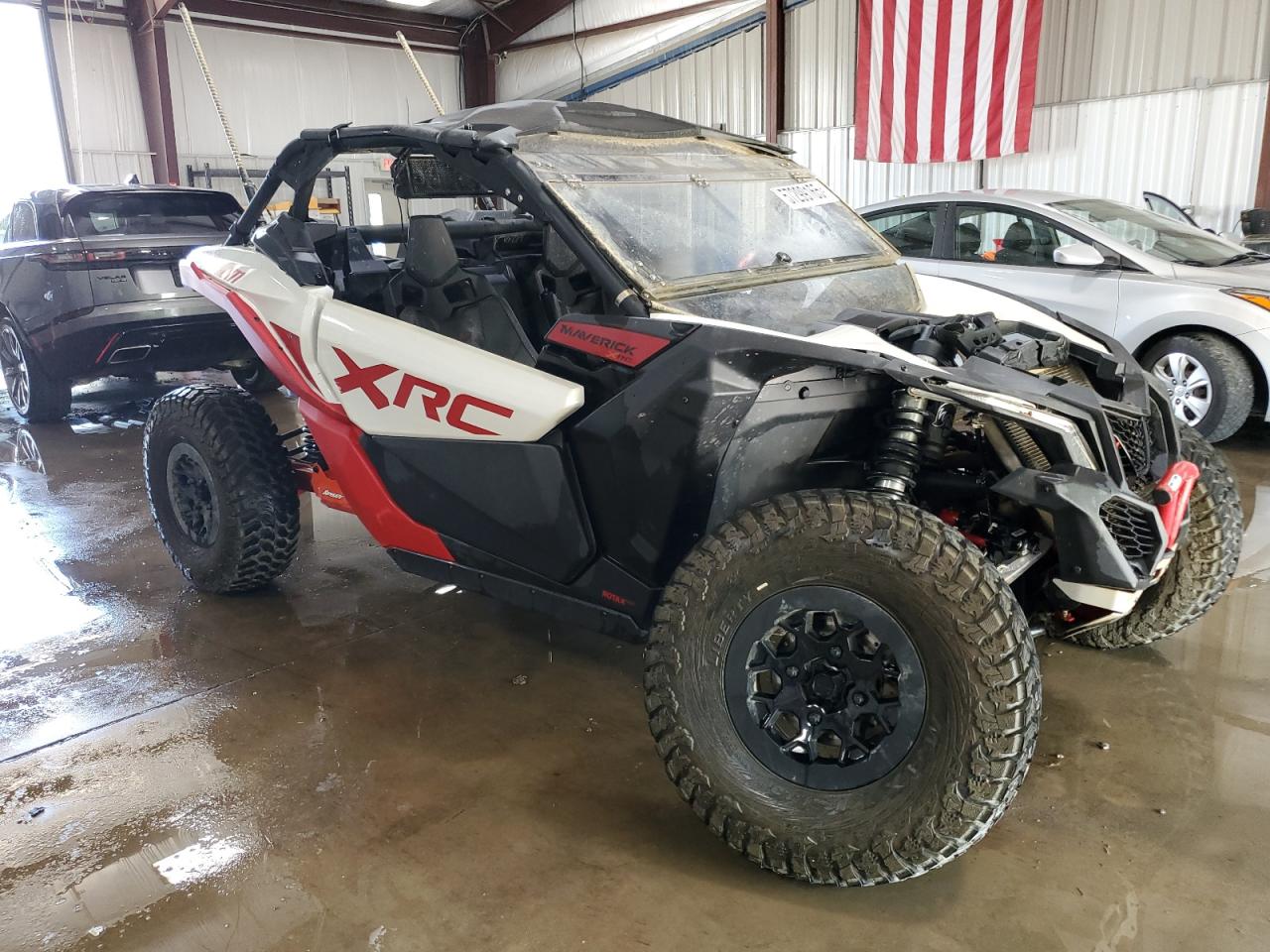 2024 Can-Am Maverick X3 X Rc 64 Turbo Rr იყიდება West Mifflin-ში, PA - Front End