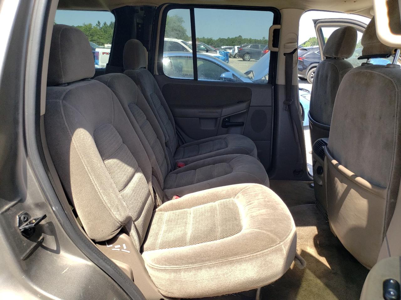 2002 Ford Explorer Xlt VIN: 1FMZU63K02UD60484 Lot: 57125655