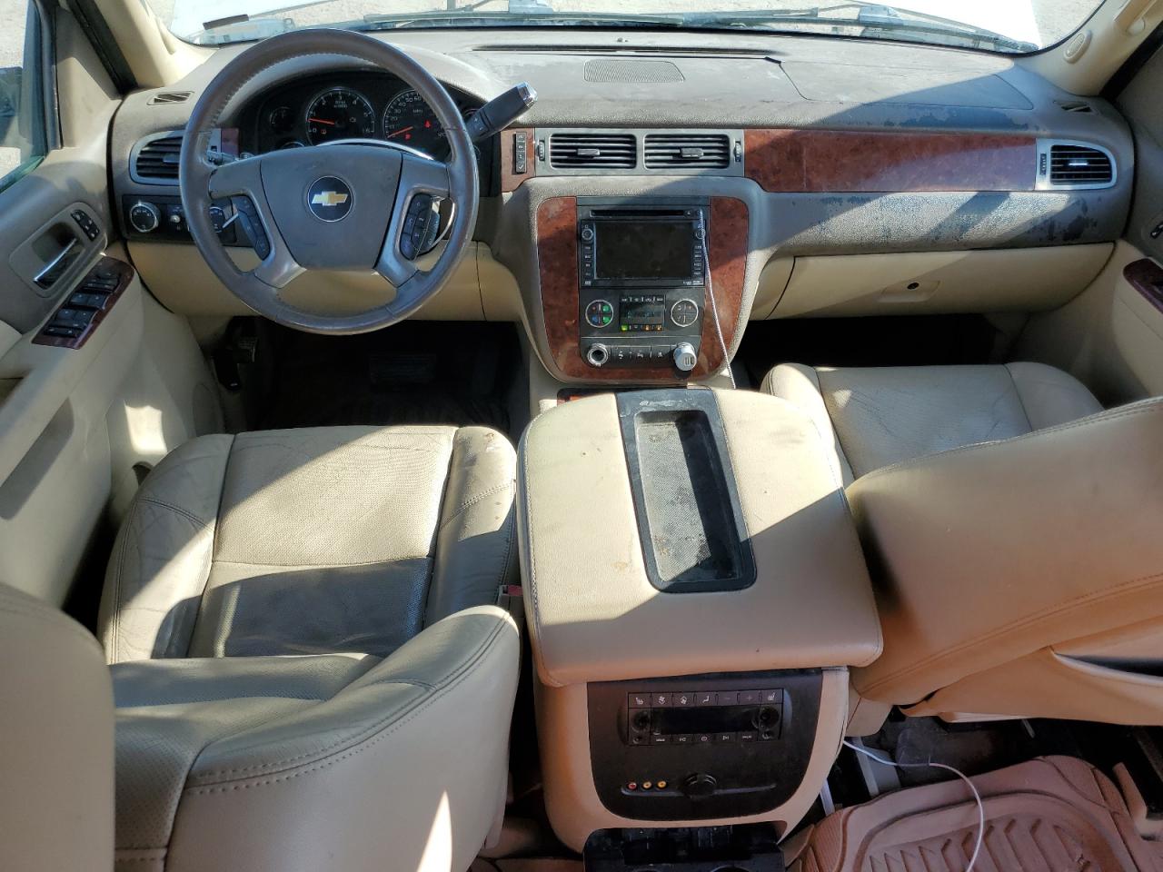 2011 Chevrolet Suburban K1500 Ltz VIN: 1GNSKKE38BR236645 Lot: 57072555