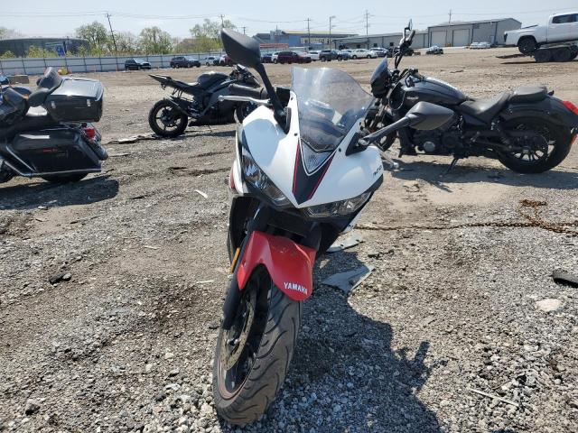  YAMAHA YZF600 2016 Красный