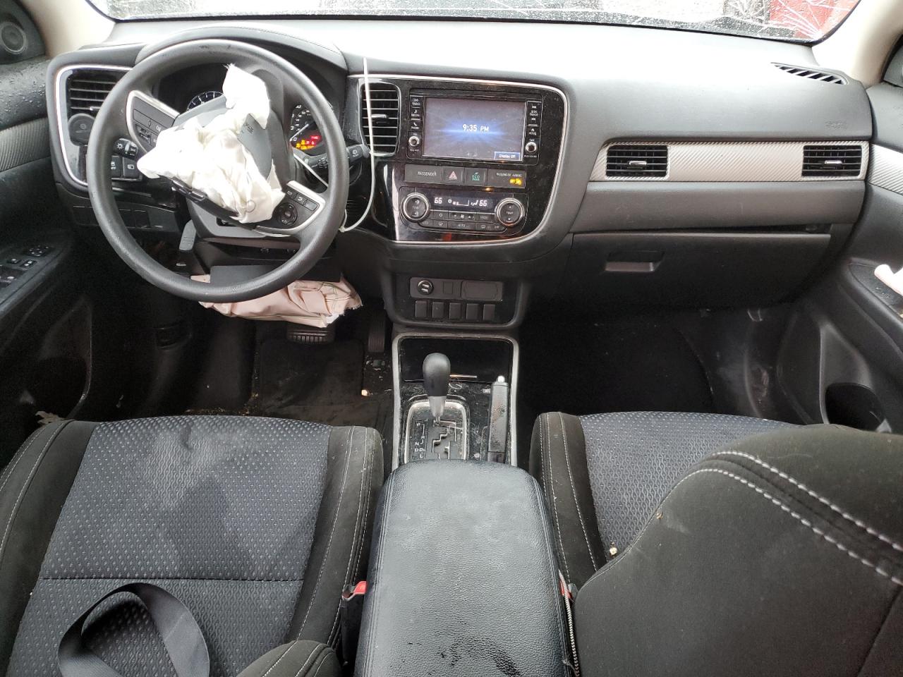 2018 Mitsubishi Outlander Se VIN: JA4AZ3A3XJZ062453 Lot: 55823265