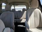 2014 Toyota Sienna Le იყიდება Exeter-ში, RI - Front End