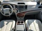 2011 Toyota Sienna Xle للبيع في Littleton، CO - Side