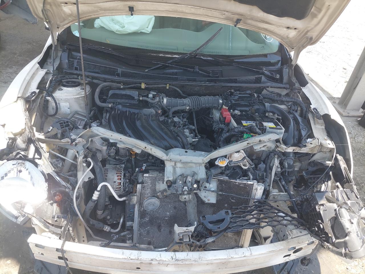 MNTBC2C93G6011063 - 2016 Nissan Tiida - #undefined