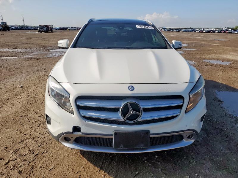 Parquets MERCEDES-BENZ GLA-CLASS 2016 Biały