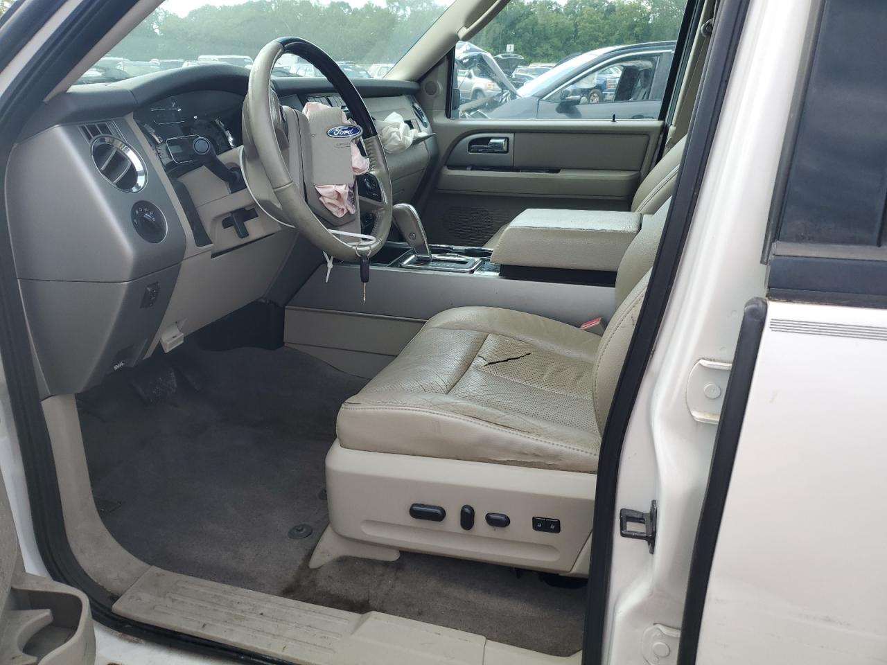 Ford Expedition 2013
