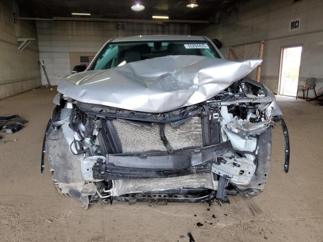  CHEVROLET TRAVERSE 2020 Srebrny