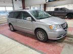 2015 Chrysler Town & Country Touring L за продажба в Angola, NY - Front End