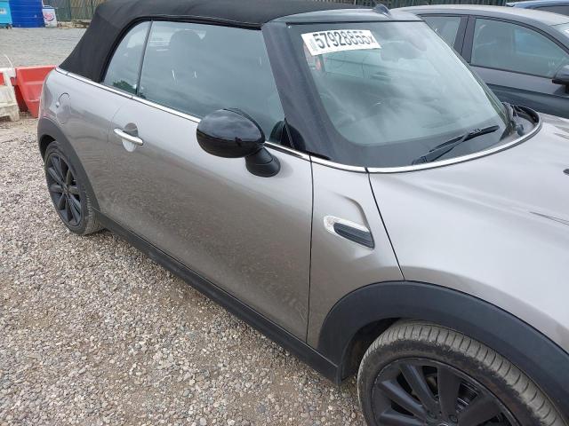 2017 MINI COOPER