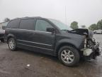 2010 Chrysler Town & Country Touring продається в Finksburg, MD - Front End