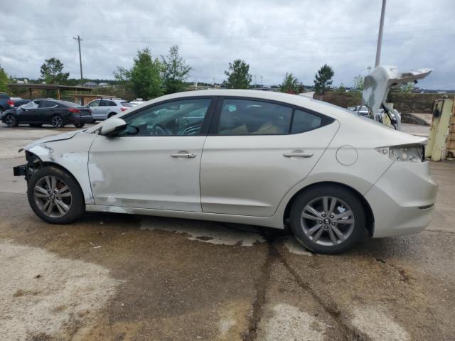  HYUNDAI ELANTRA 2017 Кремовый