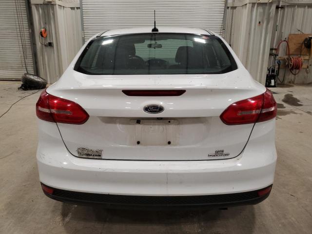  FORD FOCUS 2016 Белый