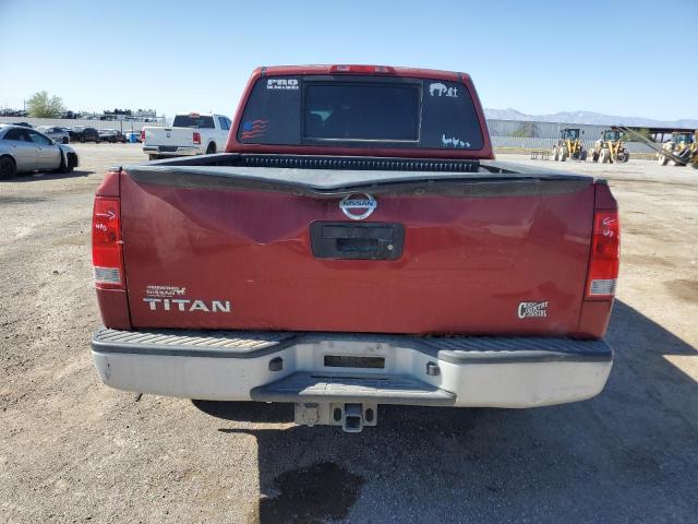  NISSAN TITAN 2014 Czerwony
