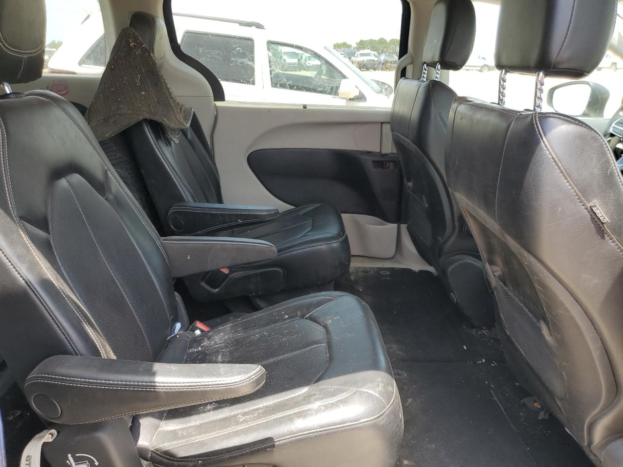 2020 Chrysler Voyager Lxi VIN: 2C4RC1DGXLR164104 Lot: 56399815