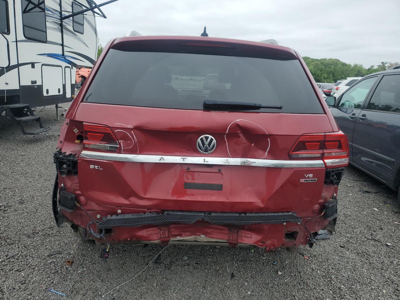 2018 Volkswagen Atlas Sel VIN: 1V2MR2CA4JC566698 Lot: 57026055