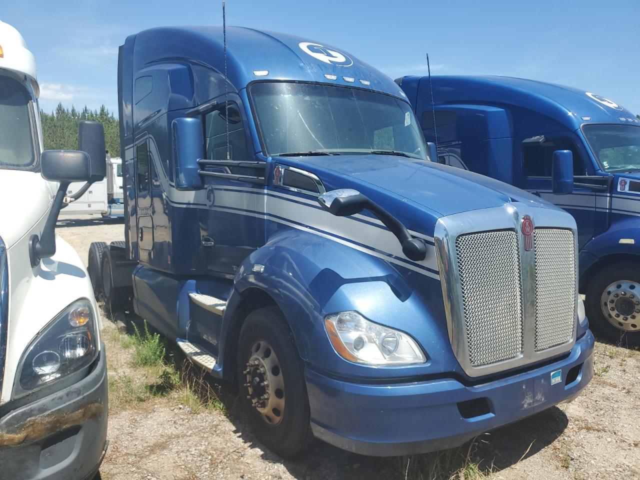 Gaston, SC에서 판매 중인 2015 Kenworth Construction T680 - Normal Wear