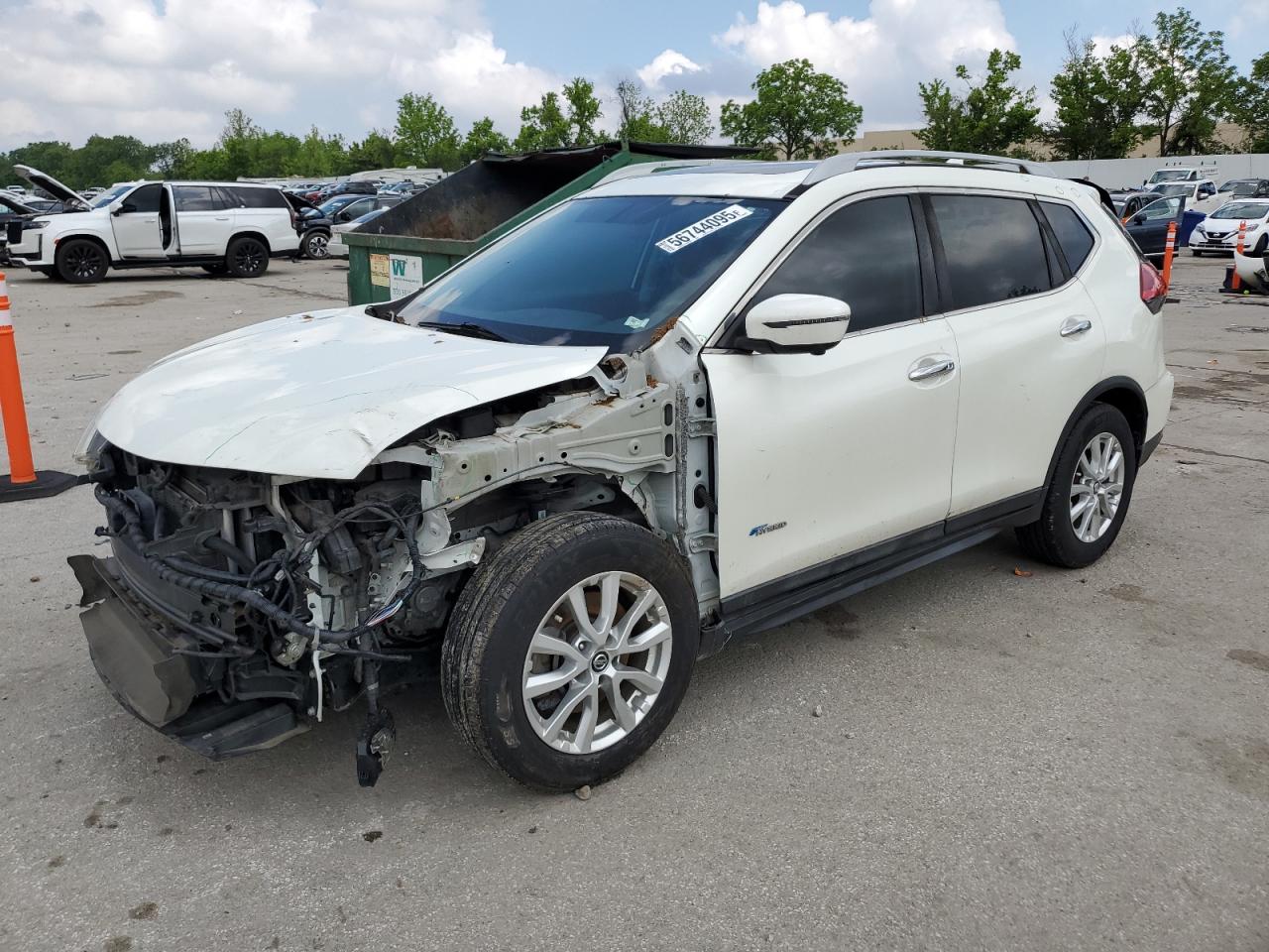 2017 Nissan Rogue Sv Hybrid for Sale in Bridgeton, MO - Front End