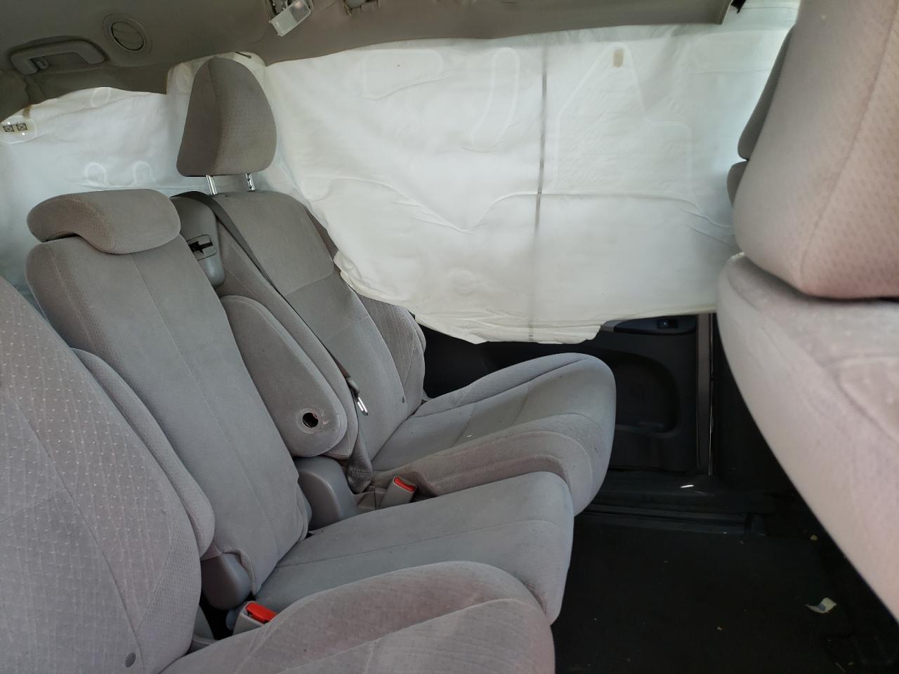 2015 Toyota Sienna Le VIN: 5TDKK3DC3FS631713 Lot: 57117065