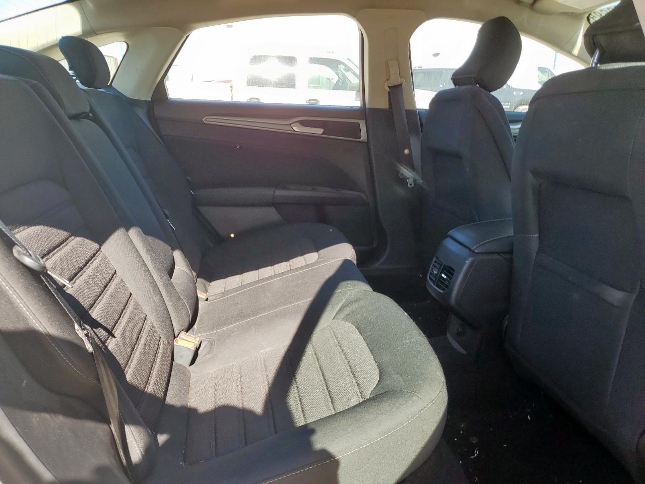 2019 Ford Fusion Se VIN: 3FA6P0LU0KR285117 Lot: 57236855