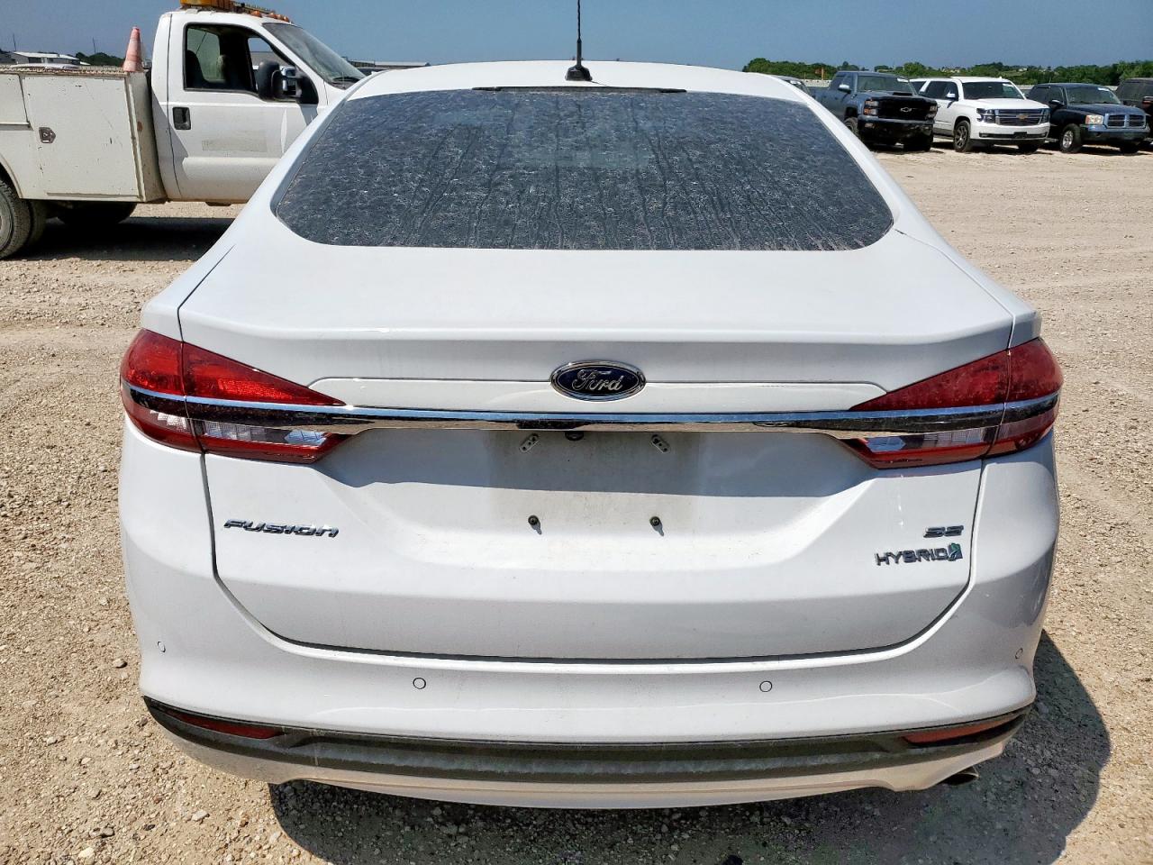 2018 Ford Fusion Se Hybrid VIN: 3FA6P0LU8JR261601 Lot: 54043965