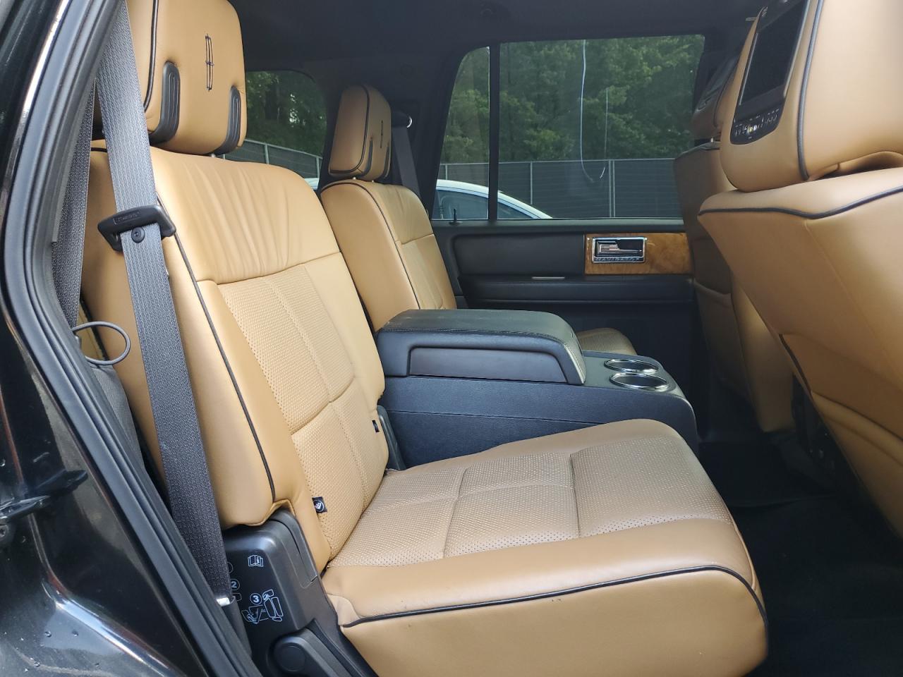 2011 Lincoln Navigator VIN: 5LMJJ2J55BEJ06353 Lot: 56279955