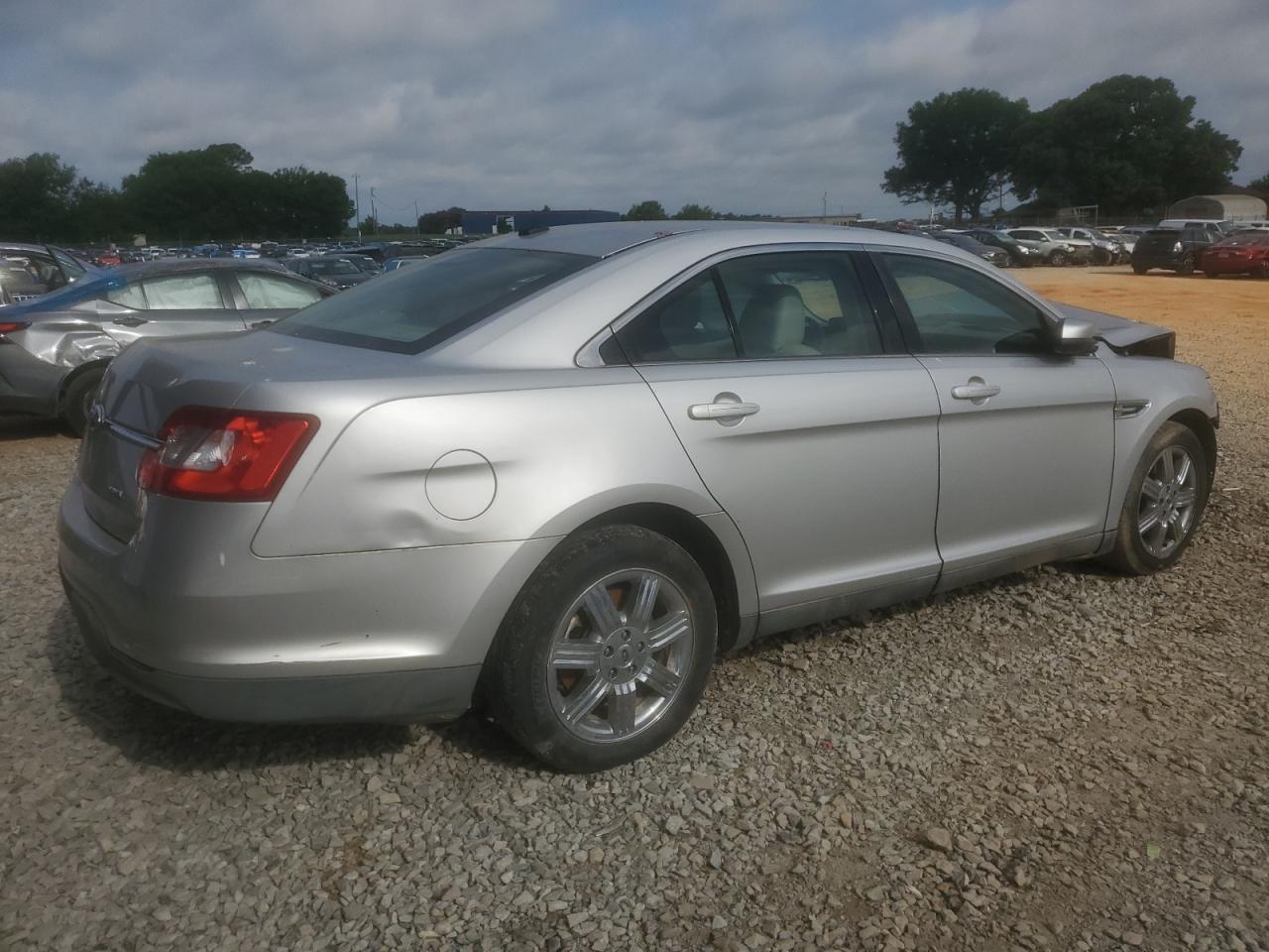 2011 Ford Taurus Sel VIN: 1FAHP2EW7BG184845 Lot: 57118365