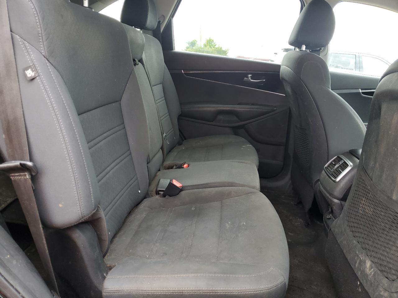 2019 Kia Sorento Lx VIN: 5XYPGDA55KG505878 Lot: 57870565