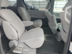 2017 Toyota Sienna Le   zu verkaufen in Appleton, WI - All Over